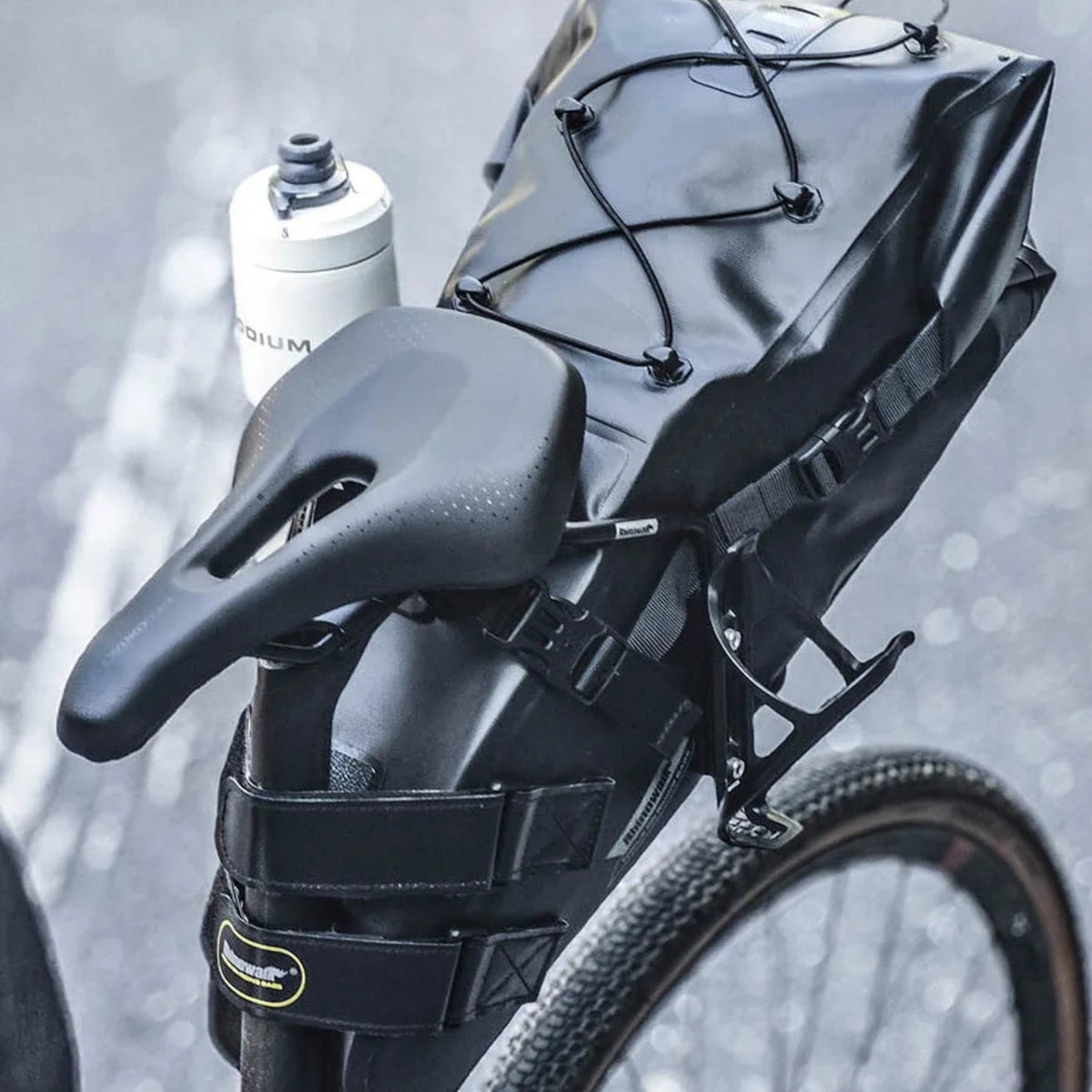 Bakre Sadelstolpsfäste i Aluminium för Sadelväska - Tillbehör - Wheelyshop