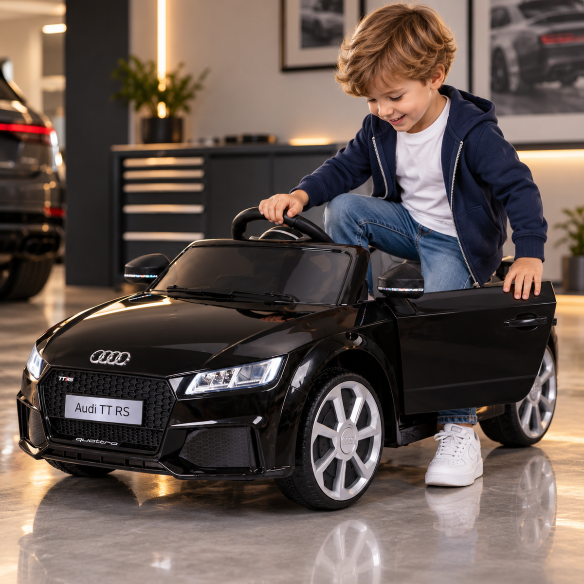 Macchina elettrica per bambini Audi TT RS - Wheelyshop