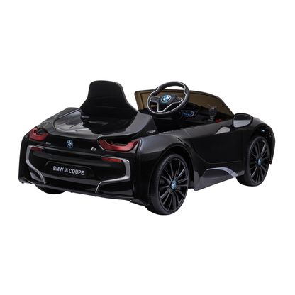Auto elettrica per bambini BMW i8 Coupé vista di tre quarti da dietro in colore nero, da un'altra angolazione