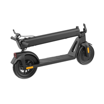 Monopattino elettrico HX D01 piegato, visto di tre quarti da dietro