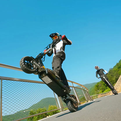KuKirin T4 - Monopattino elettrico - Wheelyshop