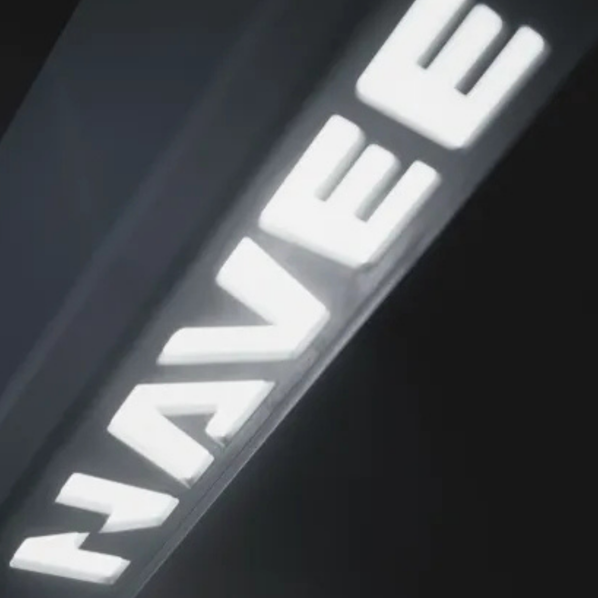 Logo del NAVEE XT5 Max