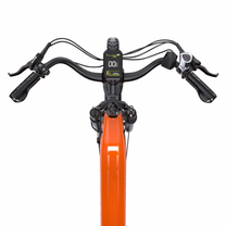 OneSport OT05 Max, manubrio con display e comandi visto dall'alto