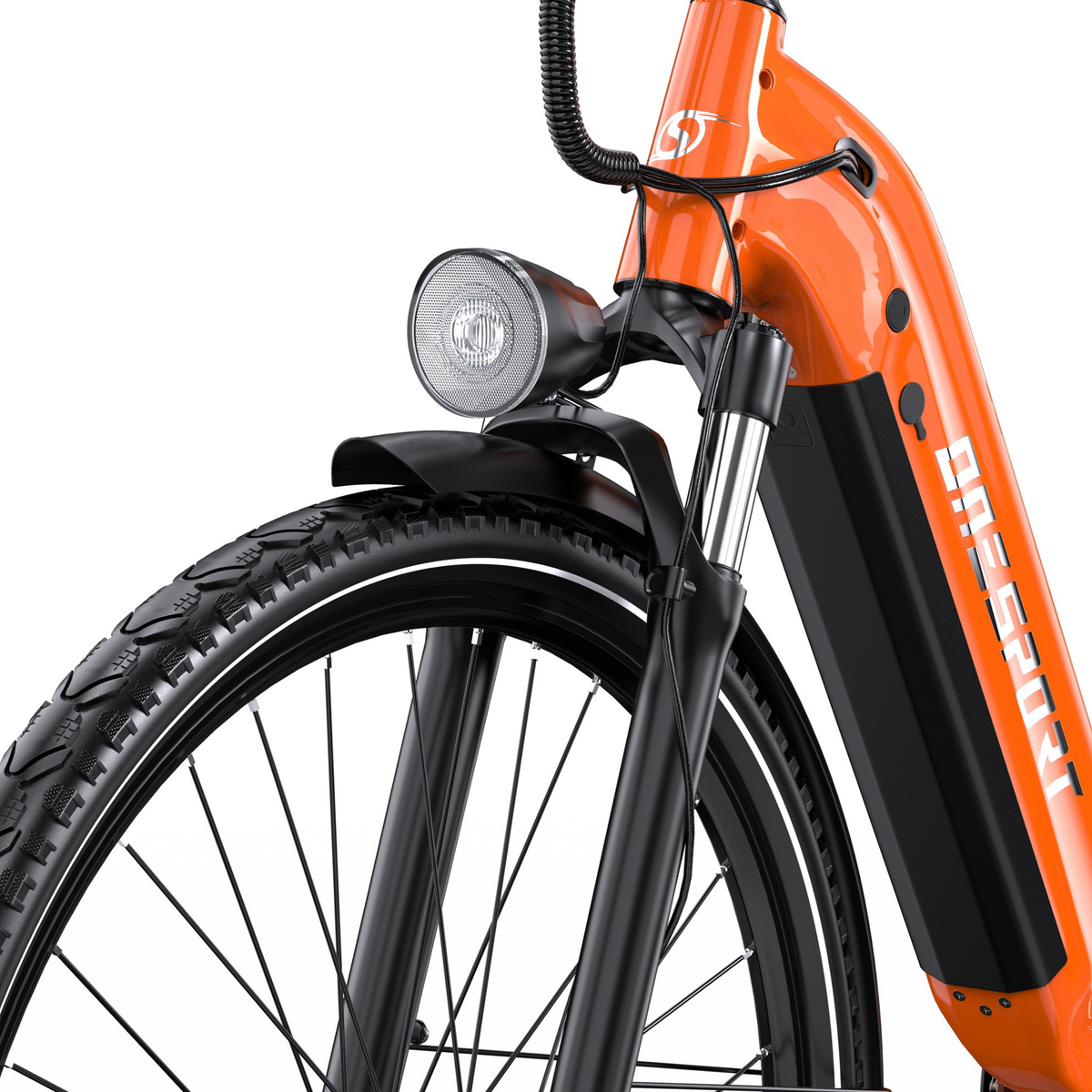 Primo piano di OneSport OT05 Max con telaio arancione, batteria sul telaio, faro anteriore e parafango anteriore