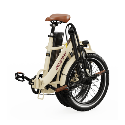 OneSport OT16 Pro, bicicletta elettrica bianco crema ripiegata, vista tre quarti posteriore, con sella marrone e pedale
