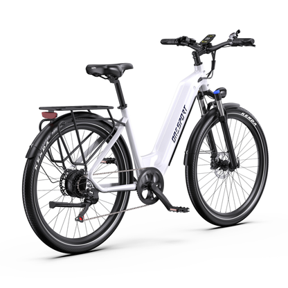 Bicicletta elettrica OneSport WT05 bianca, vista di tre quarti posteriore da destra con display, sella, portapacchi e catena