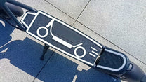 Pedana del DriveTron DT01 in una strada