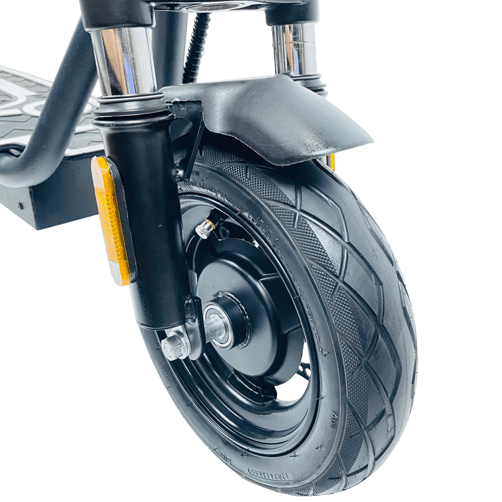 Ruota anteriore e forcella del DriveTron DT01 di fronte