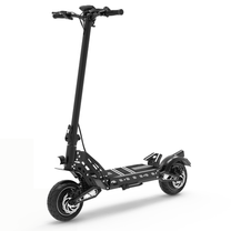 Monopattino elettrico DriveTron DT10 visto di tre quarti in colore nero