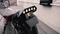 Luce posteriore del DUALTRON NEW STORM LTD dal basso