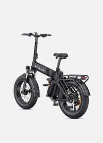 Fat bike elettrica pieghevole ENGWE ENGINE Pro 3.0 Boost vista di tre quarti in colore nero
