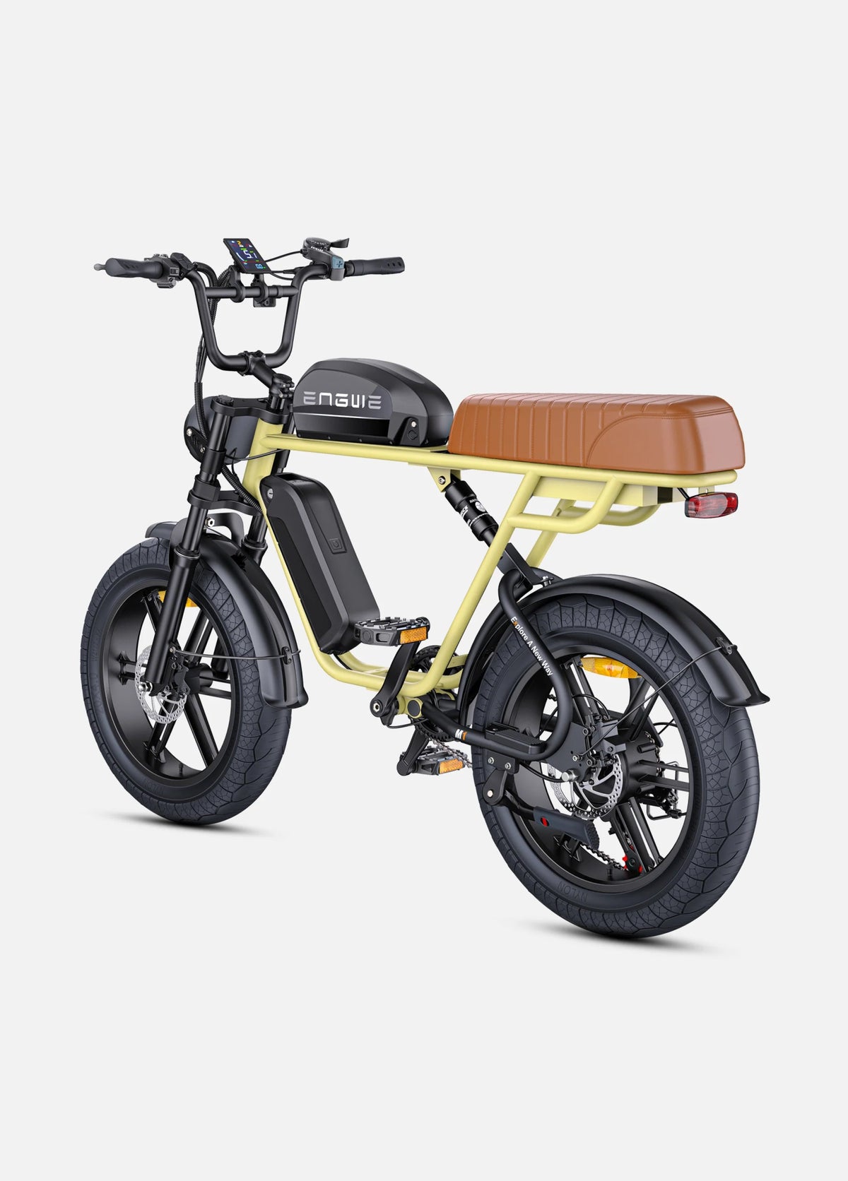 Fat bike elettrica ENGWE M1 vista di tre quarti in colore giallo
