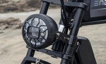 Faro anteriore dell'ENGWE M1