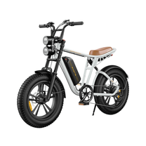 Fat bike elettrica ENGWE M20 vista di tre quarti in colore bianco