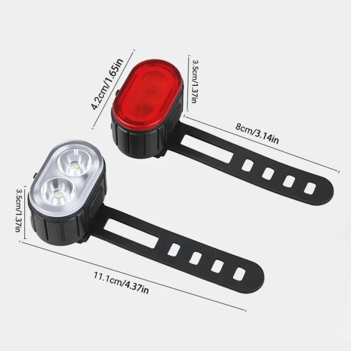 Kit luci anteriore e posteriore per bici su una bici, vista laterale
