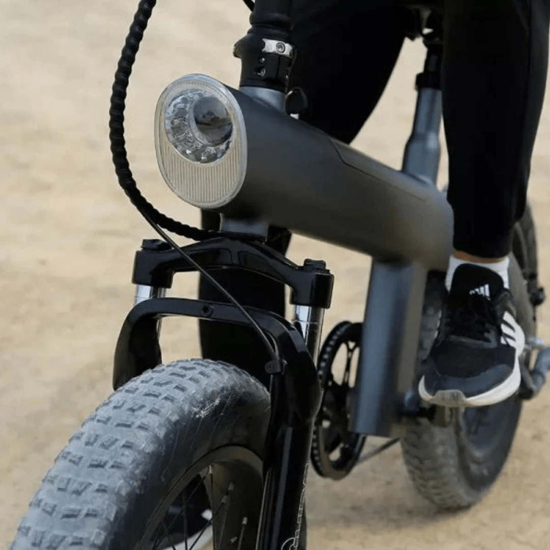 Faro anteriore della HX Q3 Plus