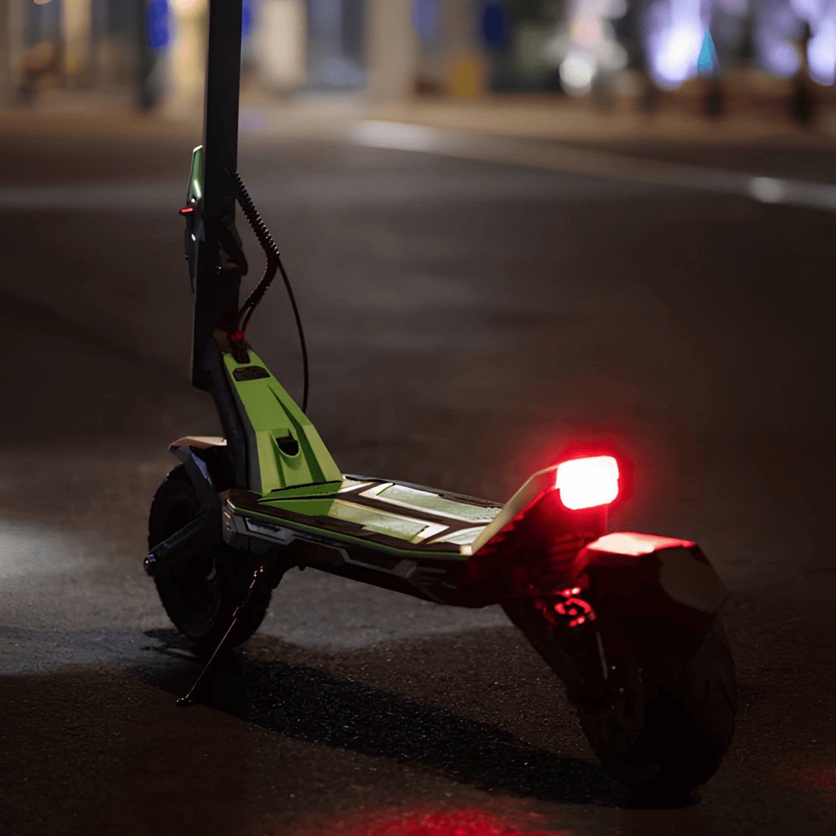 Luce posteriore del KAABO URBAN in un ambiente serale