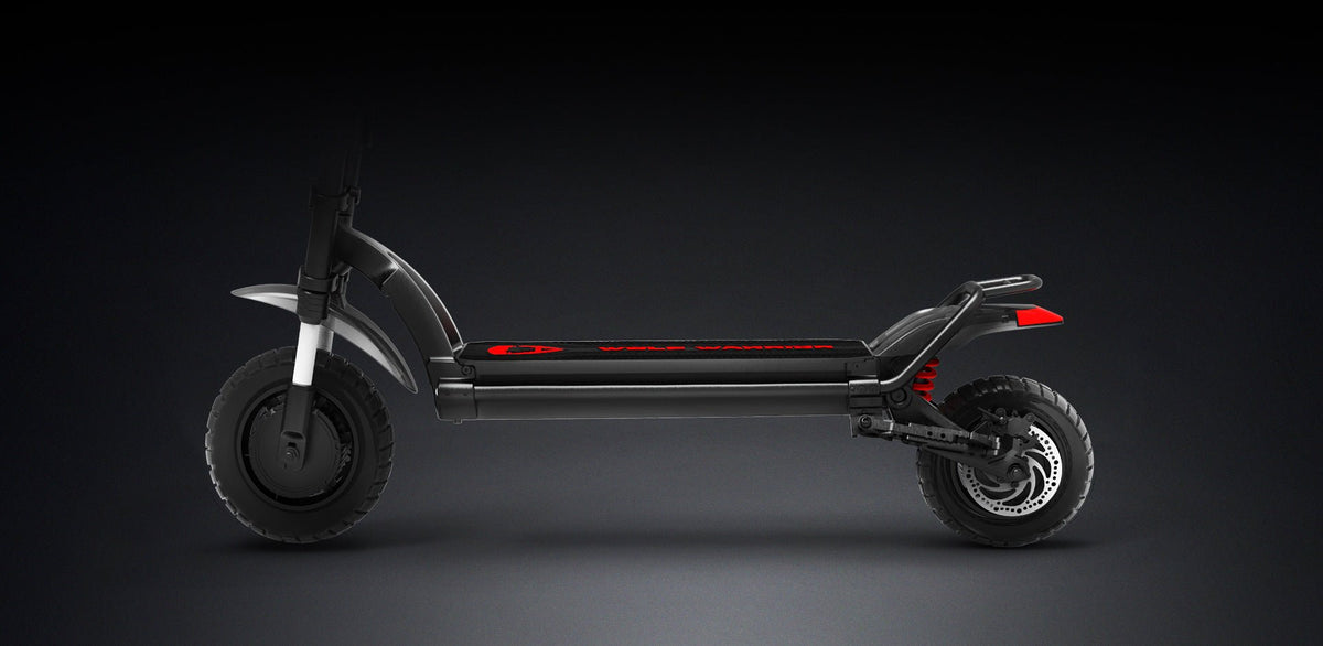 Monopattino elettrico KAABO WOLF WARRIOR X MAX visto di lato su sfondo scuro