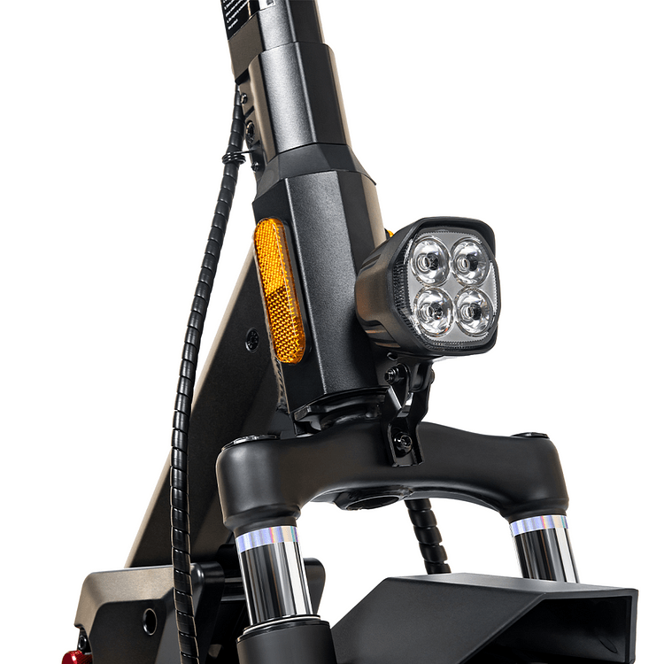 Faro anteriore del KuKirin M4 Max
