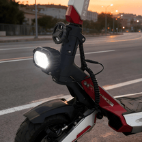 Faro anteriore del Nanrobot N6