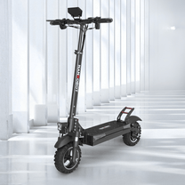 Monopattino elettrico Nanrobot T1 visto di tre quarti al chiuso