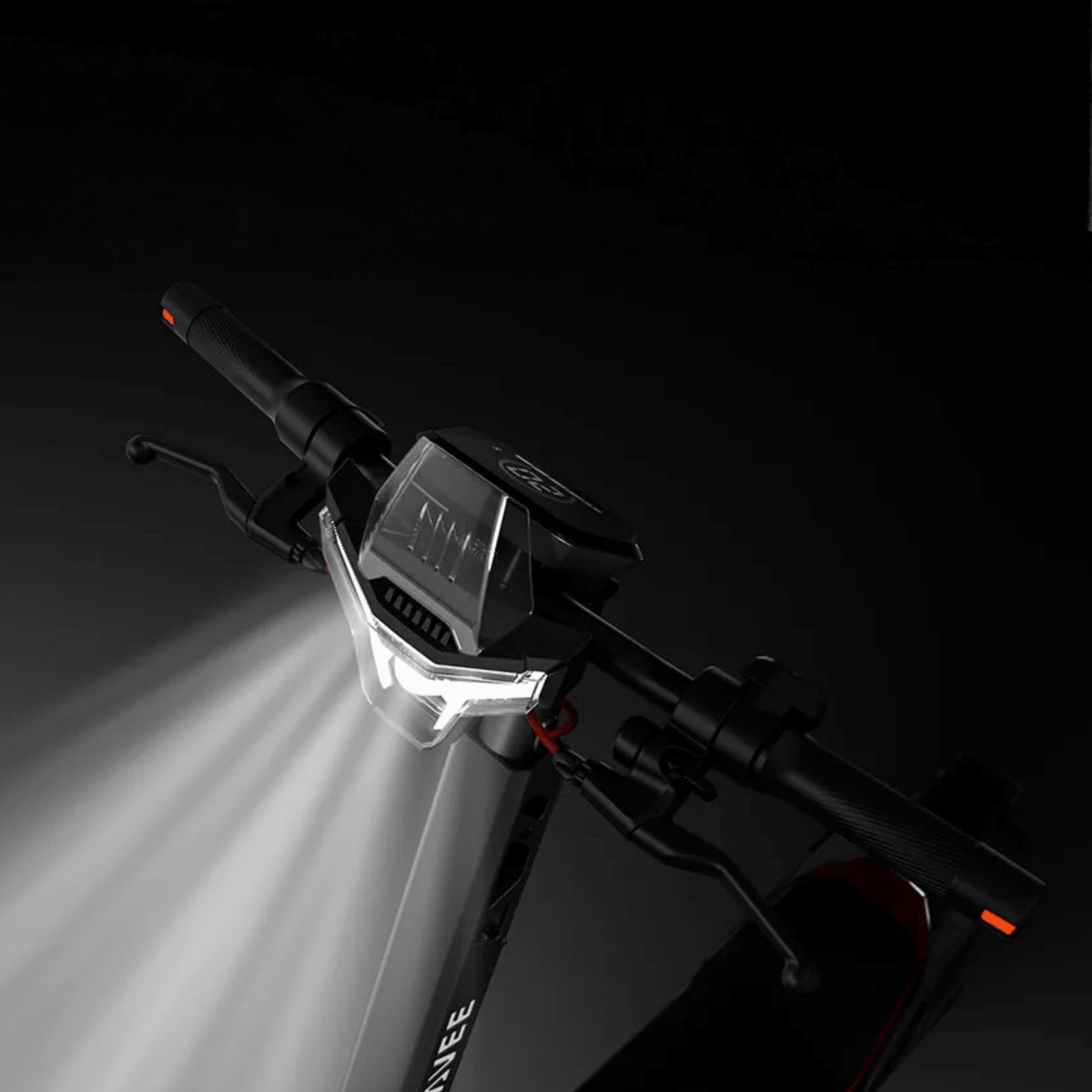 Faro anteriore del NAVEE XT5 Ultra