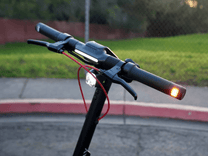 Acceleratore e leva del freno del Segway Ninebot Max G3