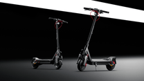 Monopattino elettrico Segway Ninebot Max G3 visto di lato in un ambiente serale