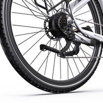 Ruota posteriore dell'OneSport OT05 Pro in colore bianco dal basso