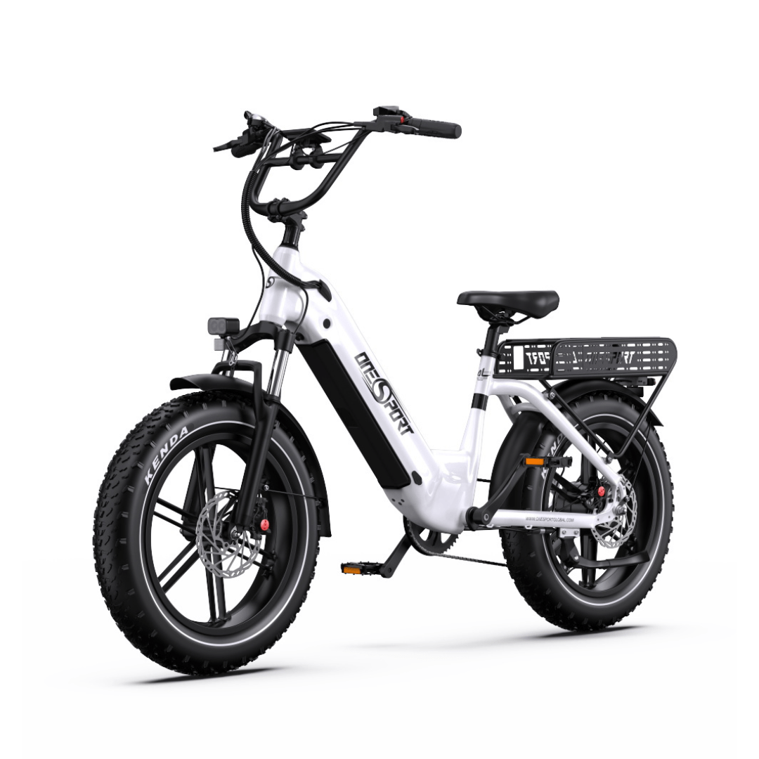 Fat bike elettrica OneSport OT08 vista di tre quarti in colore bianco
