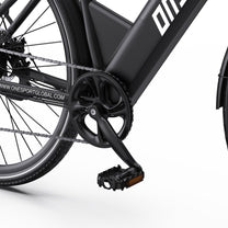 Guarnitura e pedali dell'OneSport OT12 in colore nero
