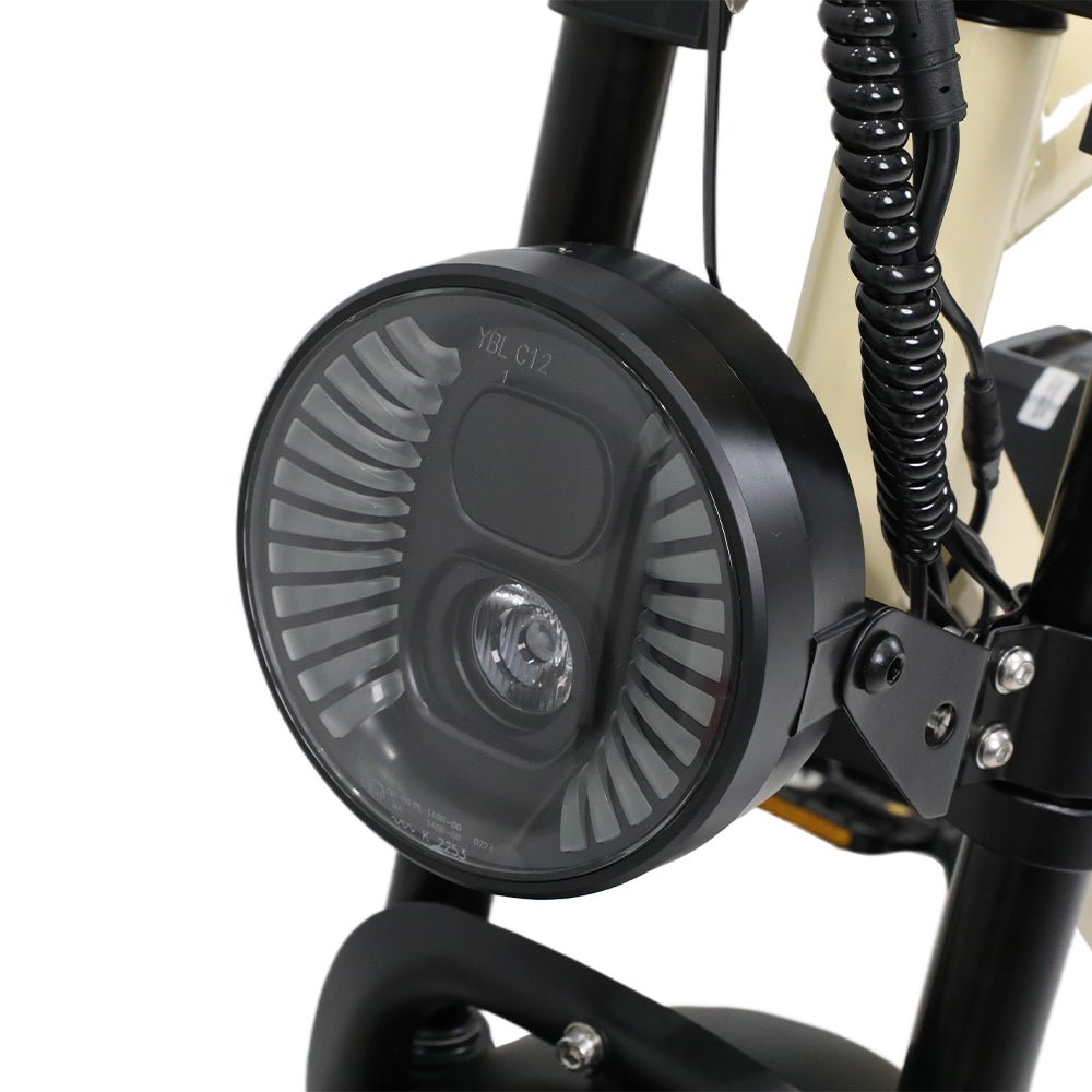 Faro anteriore dell'OneSport W66 di fronte