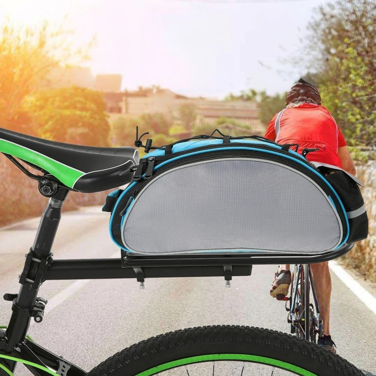 Portapacchi smart per bici (versione 1) durante la guida