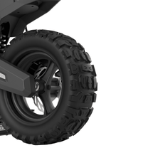Primo piano dello pneumatico del Wheely J2 Max