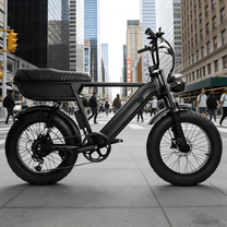 Fat bike elettrica YANGOR Y20 Plus vista di lato in colore nero in città