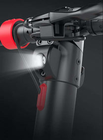 Faro anteriore del HX X7 acceso